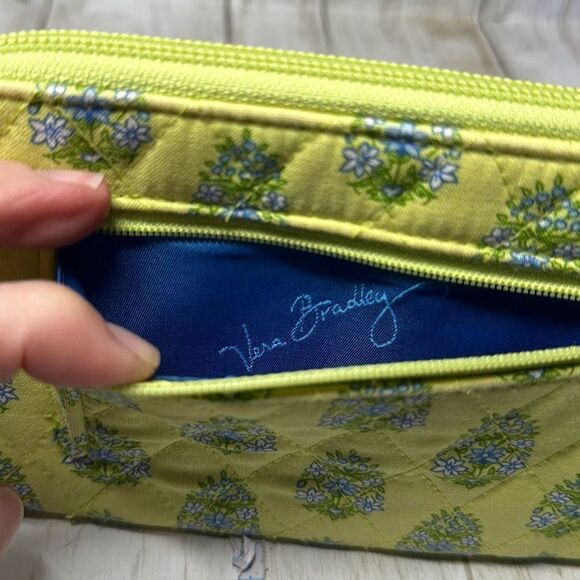Vera Bradley Citrus Green Blue Elephant Paisley Wallet - Picture 3 of 6